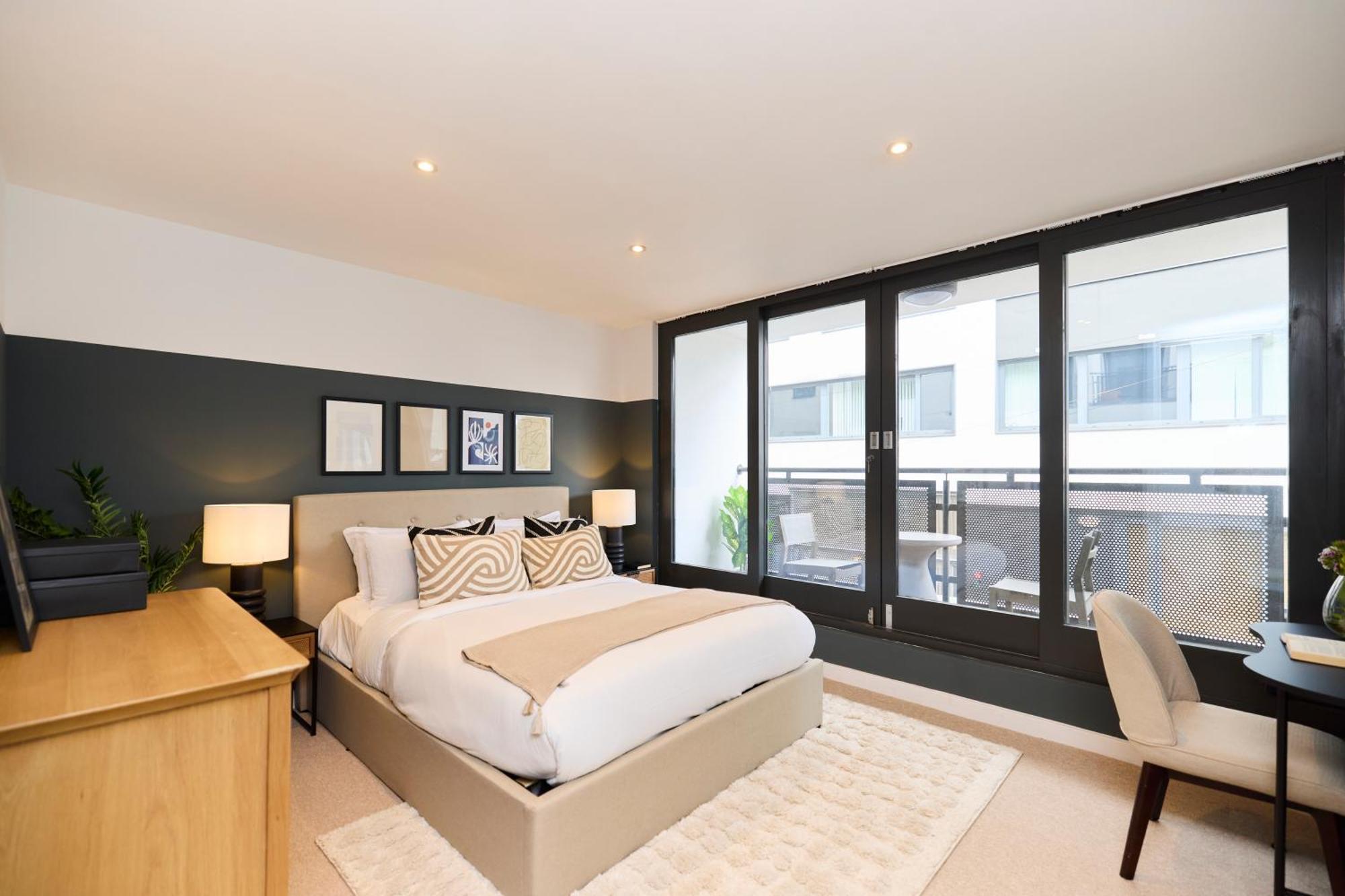The Kensal Wonder - Bright 2bdr Flat With Balcony Appartamento Londra